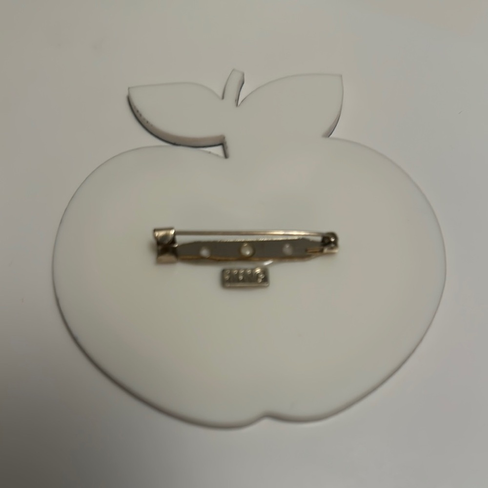 Mango Red and Cream Apple Brooch - Picture 2 of 2